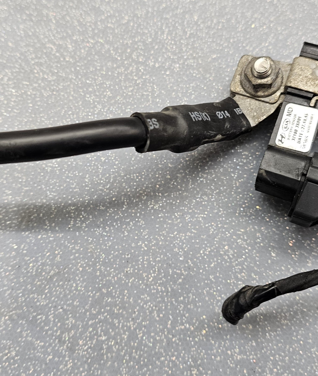 🔥11-17 Hyundai Elantra Negative Battery Cable Current Sensor Mounting Hardware