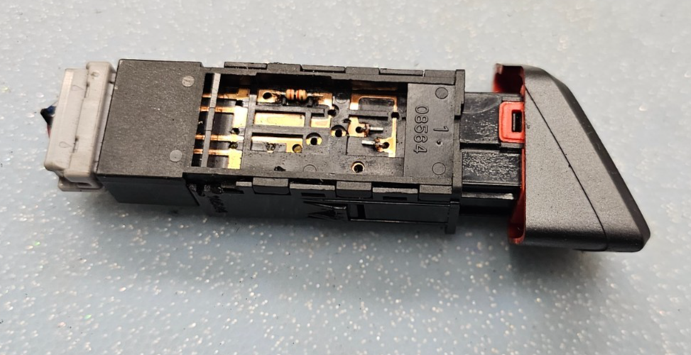 🔥11-14 HYUNDAI SONATA GLS HAZARD Emergency Flasher Switch Assembly Black OEM