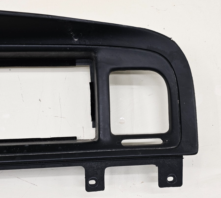 🔥95-11 Grand Marquis Crown Victoria Dash Instrument Cluster Radio Bezel Black