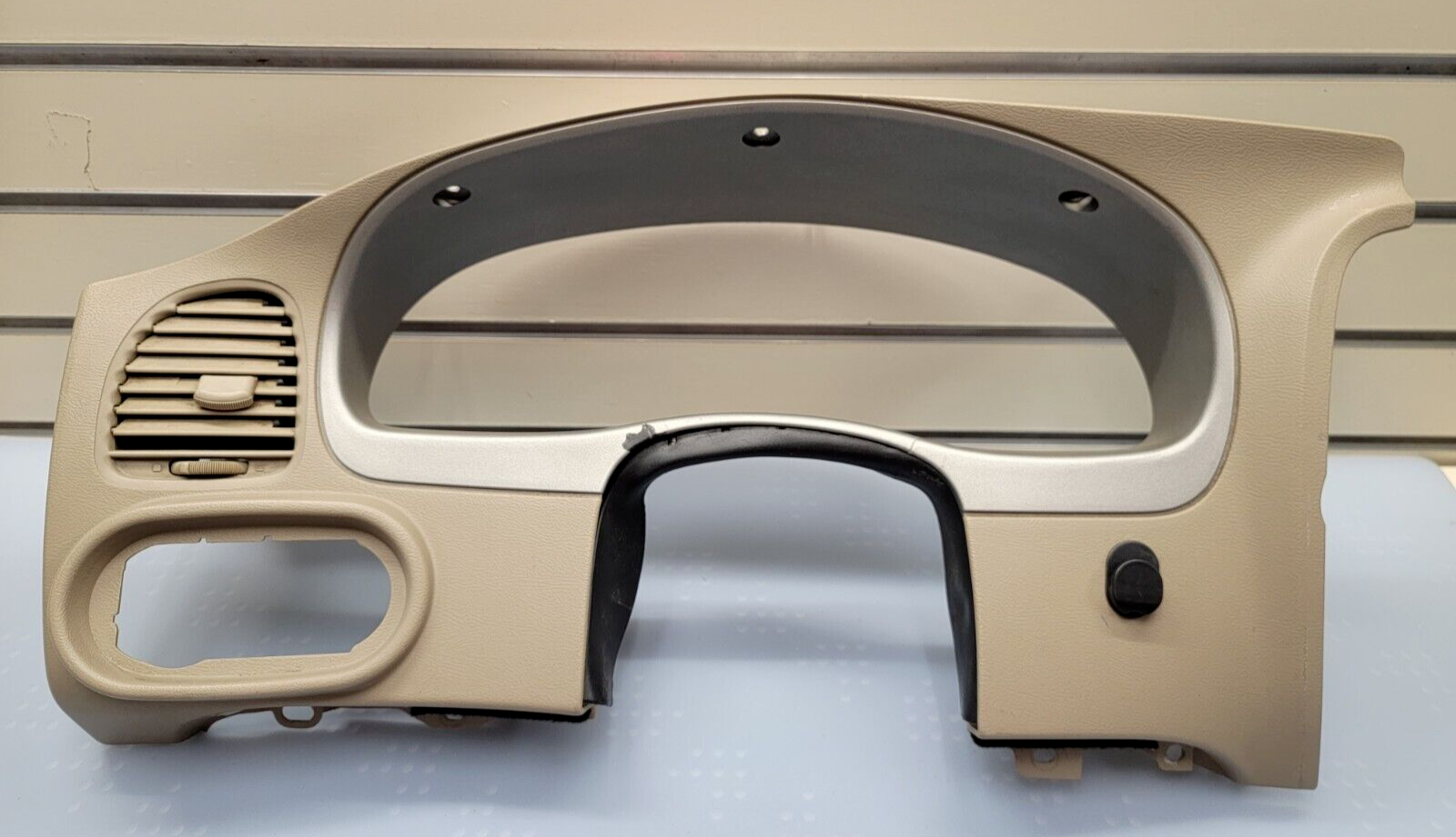 95-06 Ford RANGER EXPLORER INSTRUMENT Cluster Dash BEZEL Speedo Trim LT TAN C15