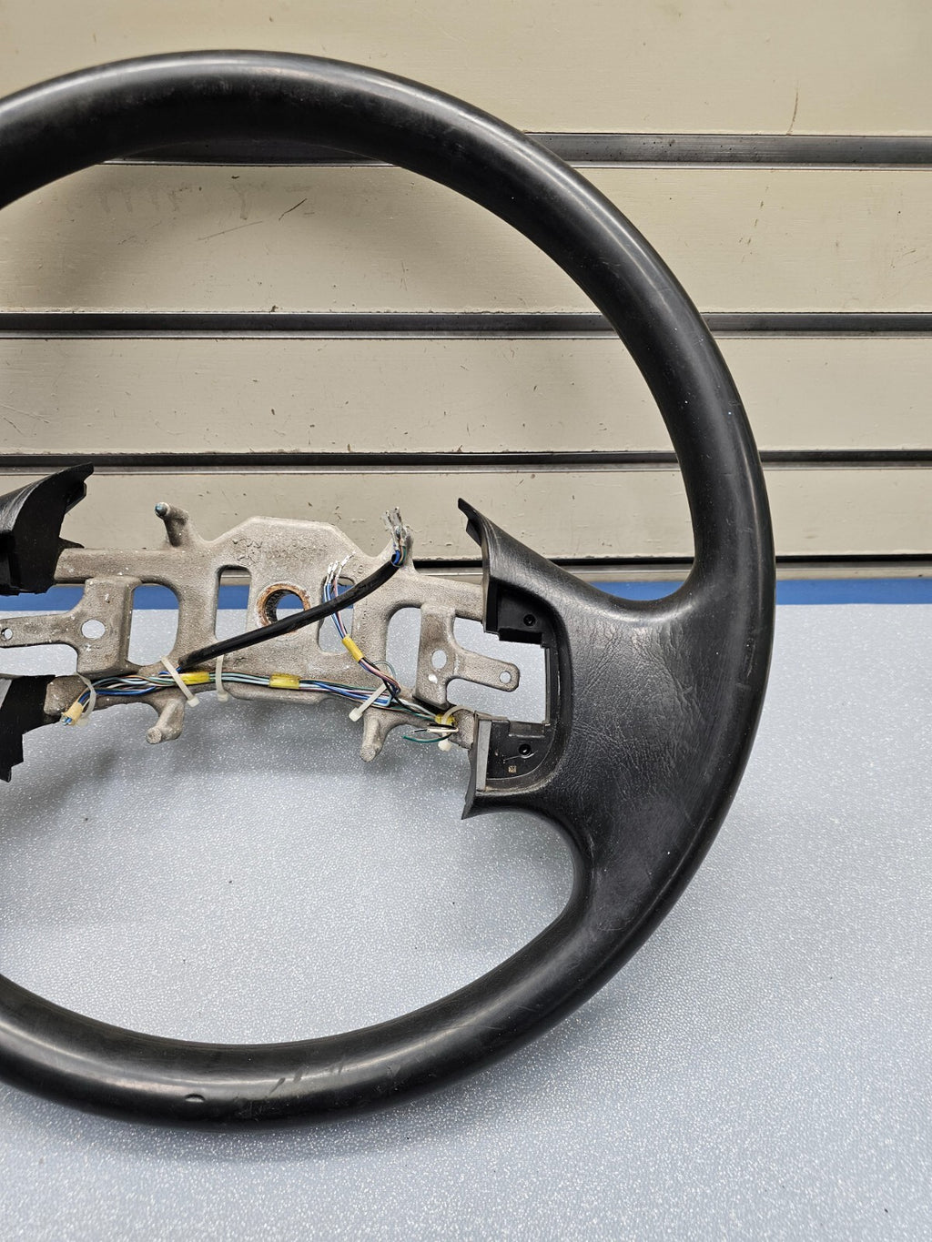 🔥1997-2003 Ford F-150 F-250 EXPEDITION Leather Steering Wheel Cruise Black OEM