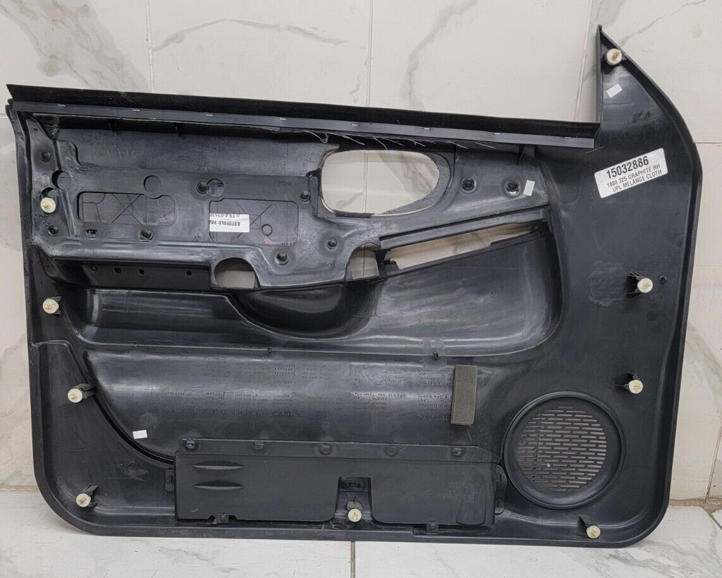 98-04 Chevy Blazer Jimmy S-10 GMC Sonoma Front Door Panels AUTO OEM RIGHT GRAY