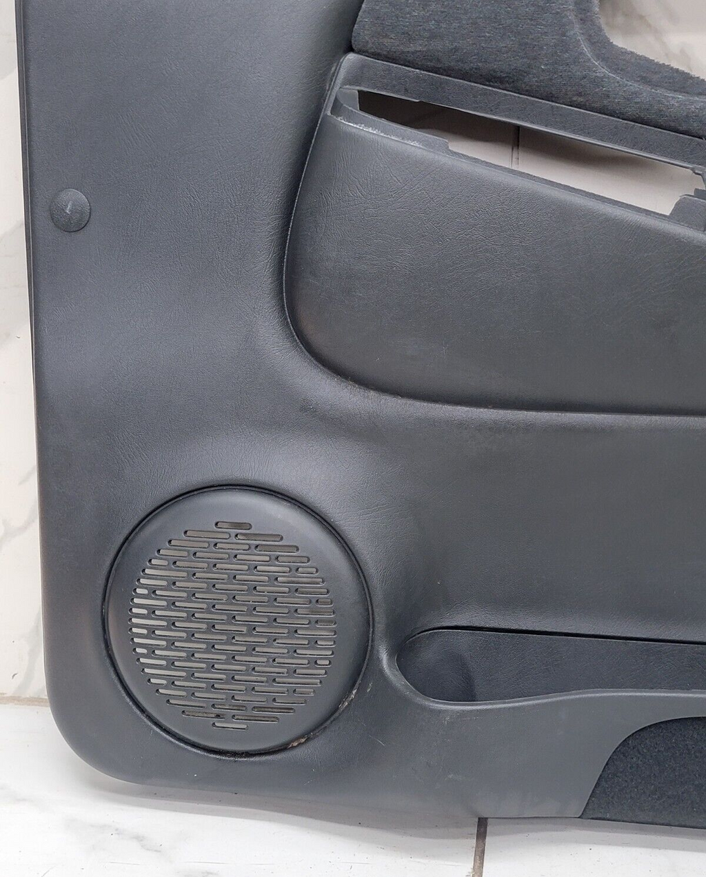 98-04 Chevy Blazer Jimmy S-10 GMC Sonoma Front Door Panels AUTO OEM RIGHT GRAY