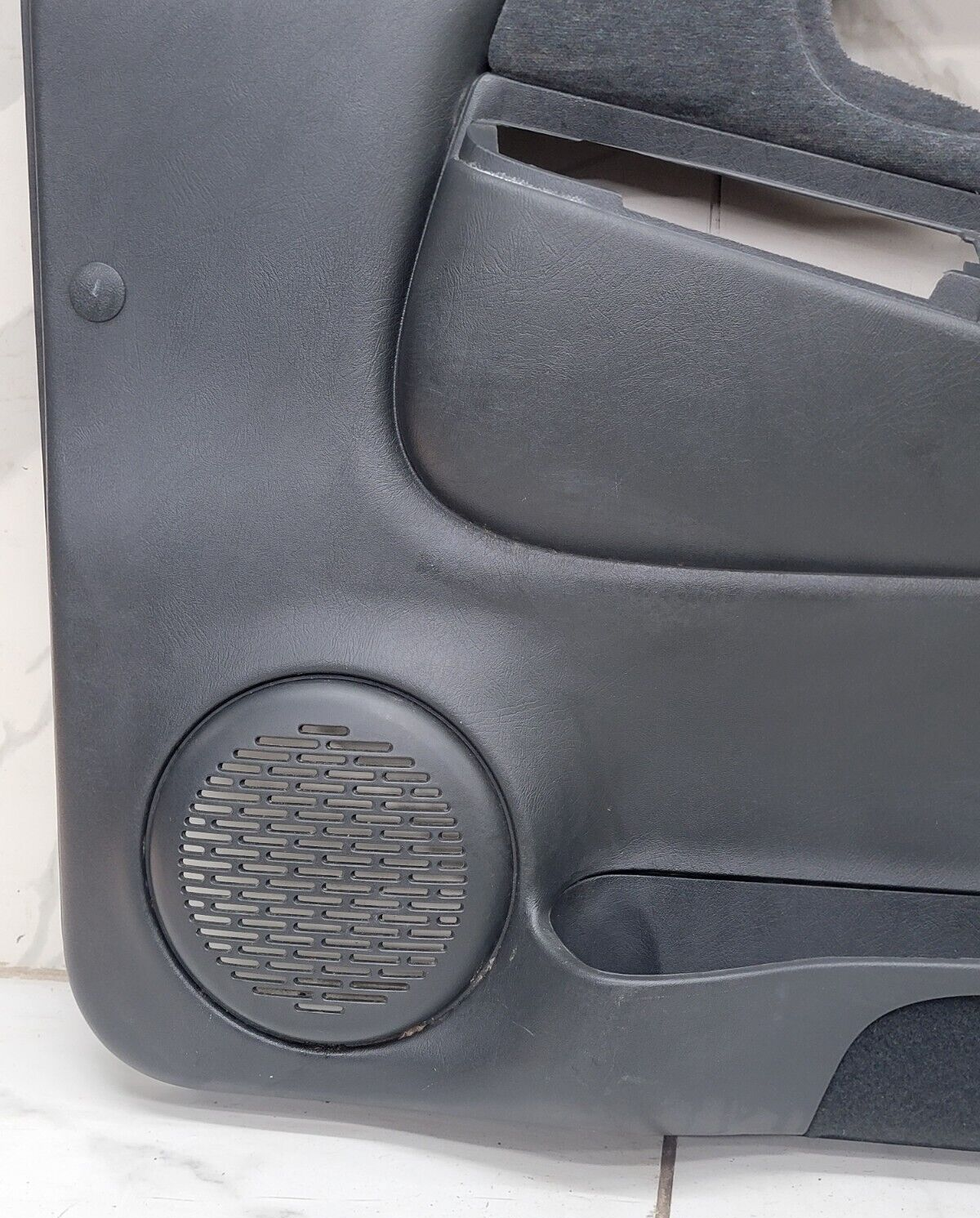 98-04 Chevy Blazer Jimmy S-10 GMC Sonoma Front Door Panels AUTO OEM RIGHT GRAY