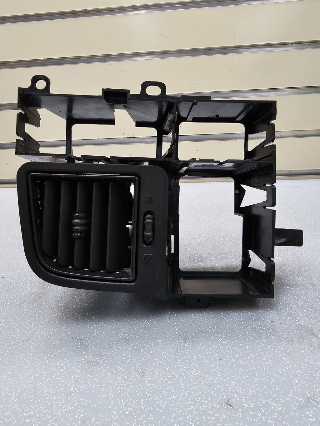 🔥99-06 Chevy Silverado Sierra Headlight Switch left Driver Air Vent black HS19
