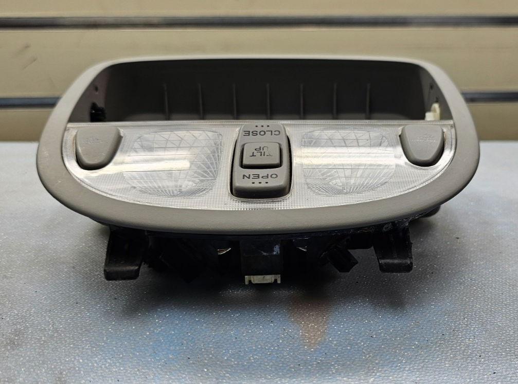 🔥07-12 HYUNDAI SANTA FE FRONT OVERHEAD CONSOLE DOME MAP LIGHT LAMP SUNROOF GRAY