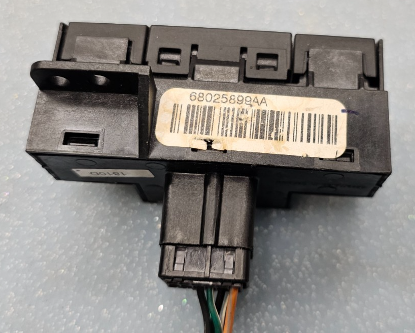 🔥09-10 Chrysler 300 Grand Caravan Hazard Warning Light Control Switch Black OEM