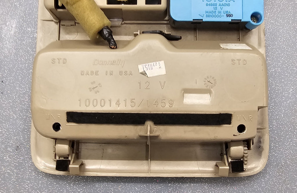 🔥97-01 Toyota Camry ES300 Overhead Center Map Dome Light Console Sunroof Tan