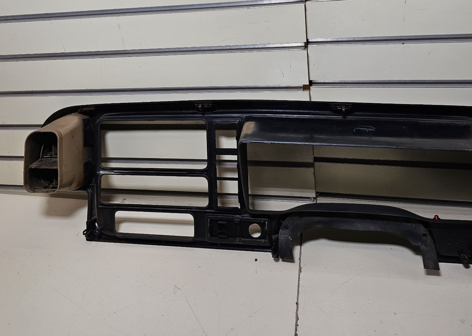 95-99 CHEVY GMC TRUCK SILVERADO CK Cluster Gauge Speedo Dash Bezel DK TAN