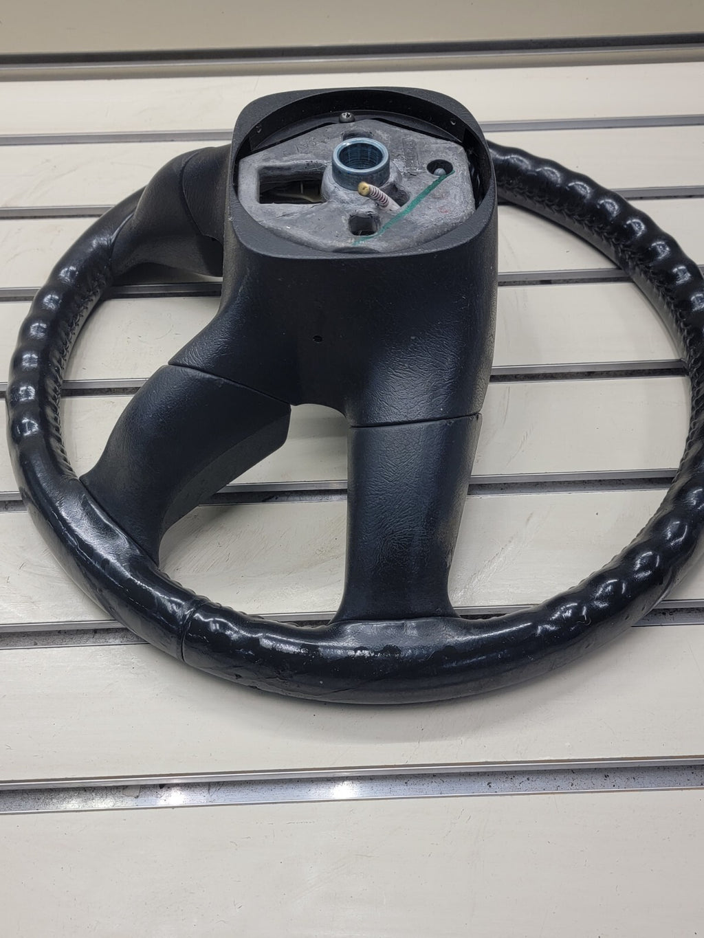 🔥03-06 SILVERADO SIERRA YUKON TAHOE SUBURBAN STEERING WHEEL LEATHER BLACK