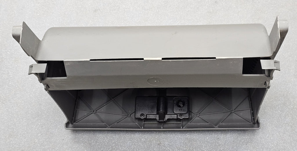 🔥01-07 CARAVAN TOWN COUNTRY DASH GLOVE BOX COMPARTMENT LID COVER ASSEMBLY GRAY