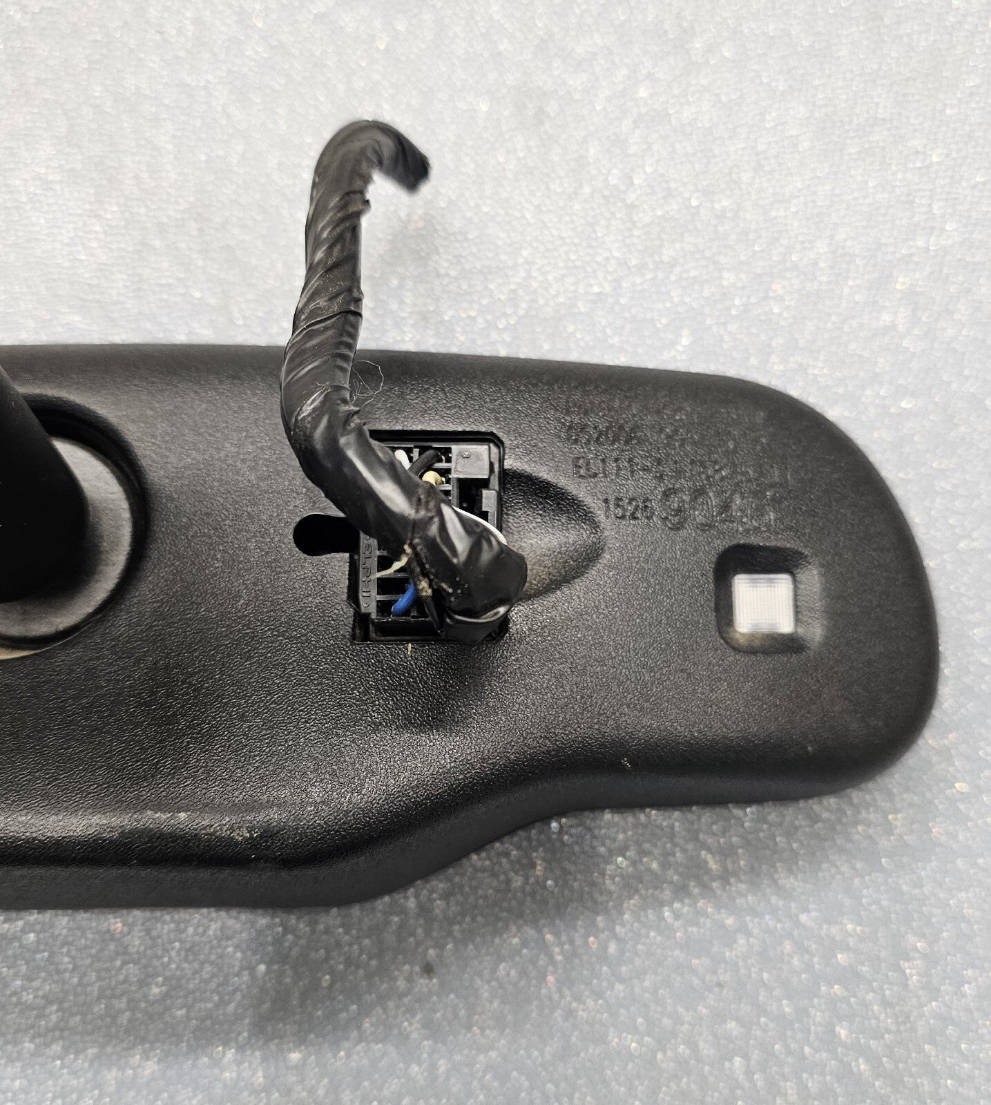 🔥06-10 Outlook Equinox Torrent VUE OnStar Rear View Mirror Auto Dimming Compass