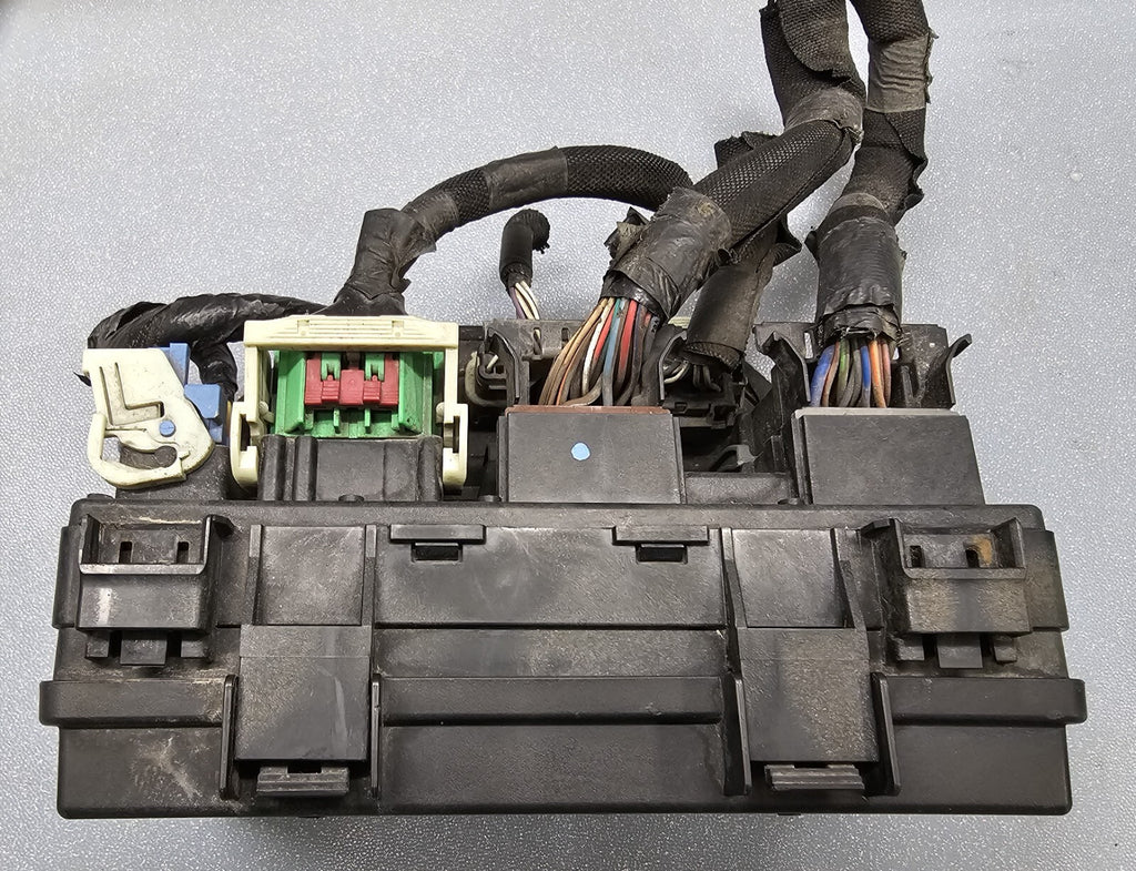 🔥2012 GRAND CARAVAN TOWN & COUNTRY VW ROUTAN FUSE BOX TIPM POWER MODULE RELAY