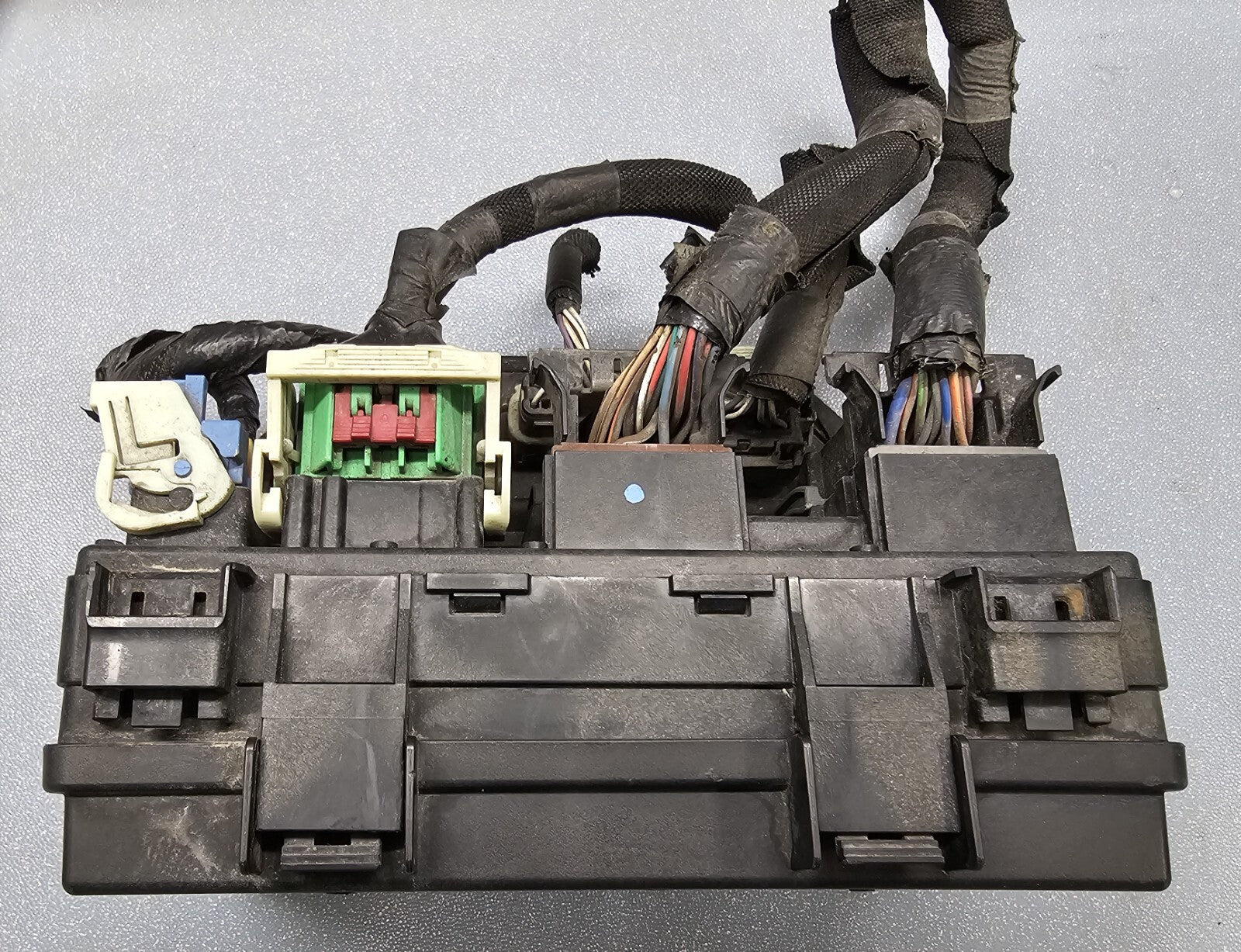 🔥2012 GRAND CARAVAN TOWN & COUNTRY VW ROUTAN FUSE BOX TIPM POWER MODULE RELAY