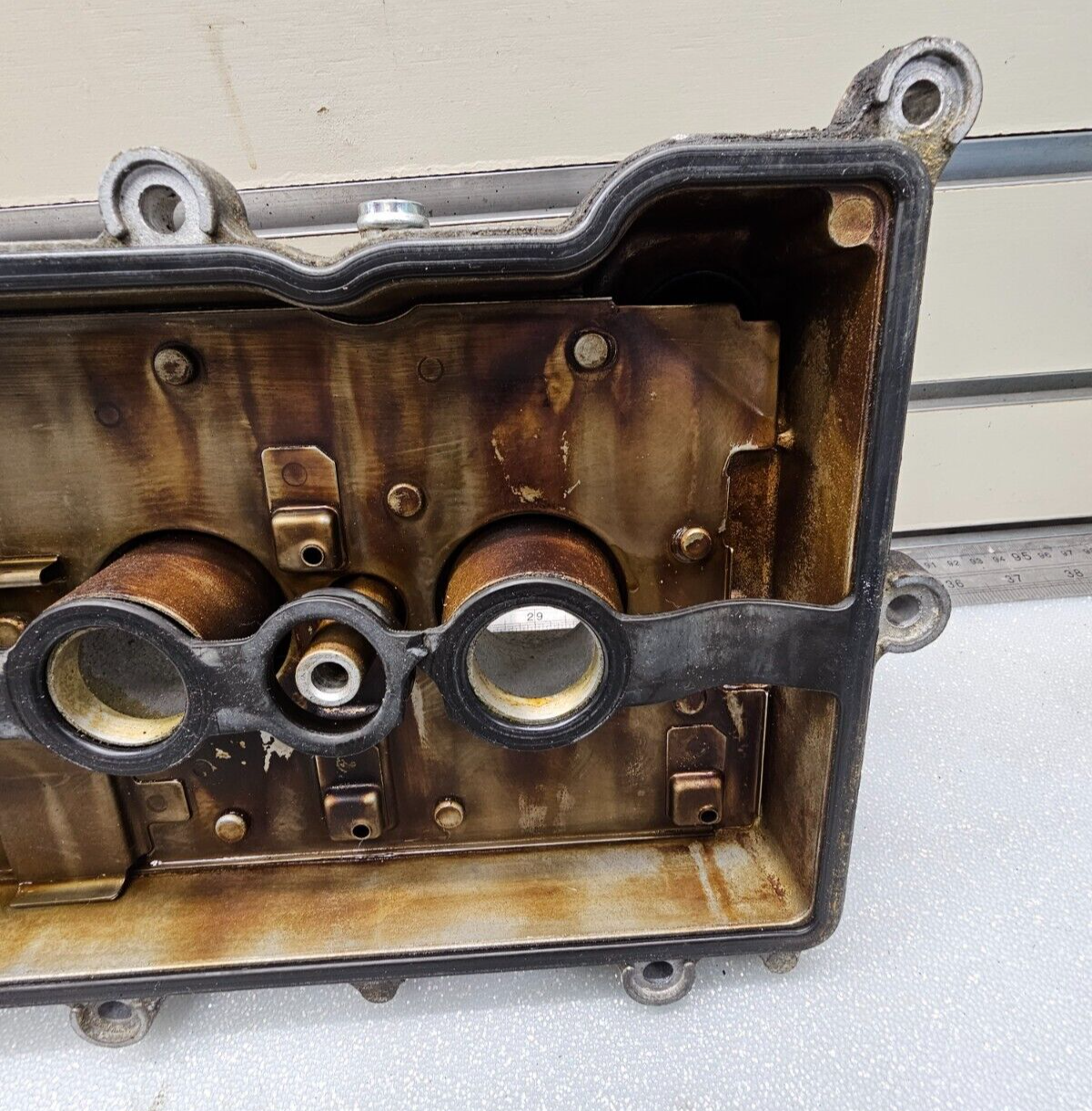 🔥2000-2008 TOYOTA COROLLA ENGINE VALVE COVER/TC