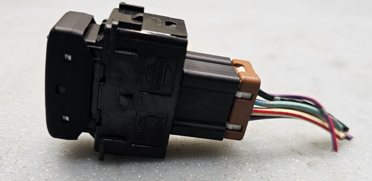 🔥04-15 Nissan Titan Pathfinder Armada Quest Pedal Adjust Switch OEM BLACK