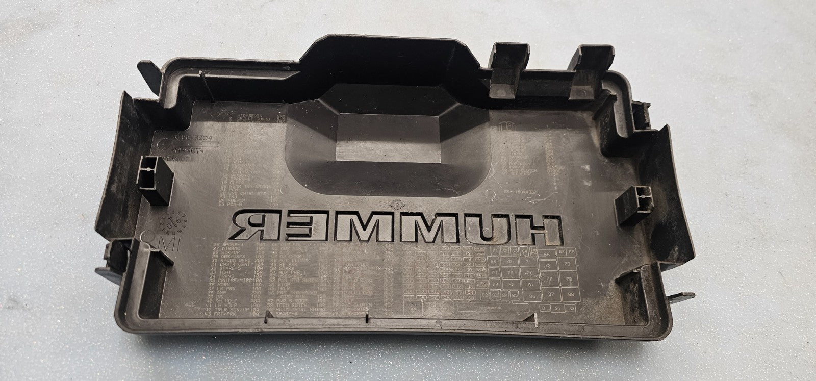 🔥2006 HUMMER H3 FRONT ENGINE MULTIUSE FUSE RELAY JUNCTION ID UPPER COVER