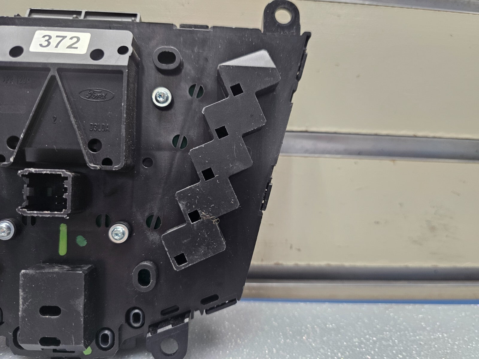 11-13 Ford Fiesta Dash Front Center Radio Audio Media Control Unit OEM
