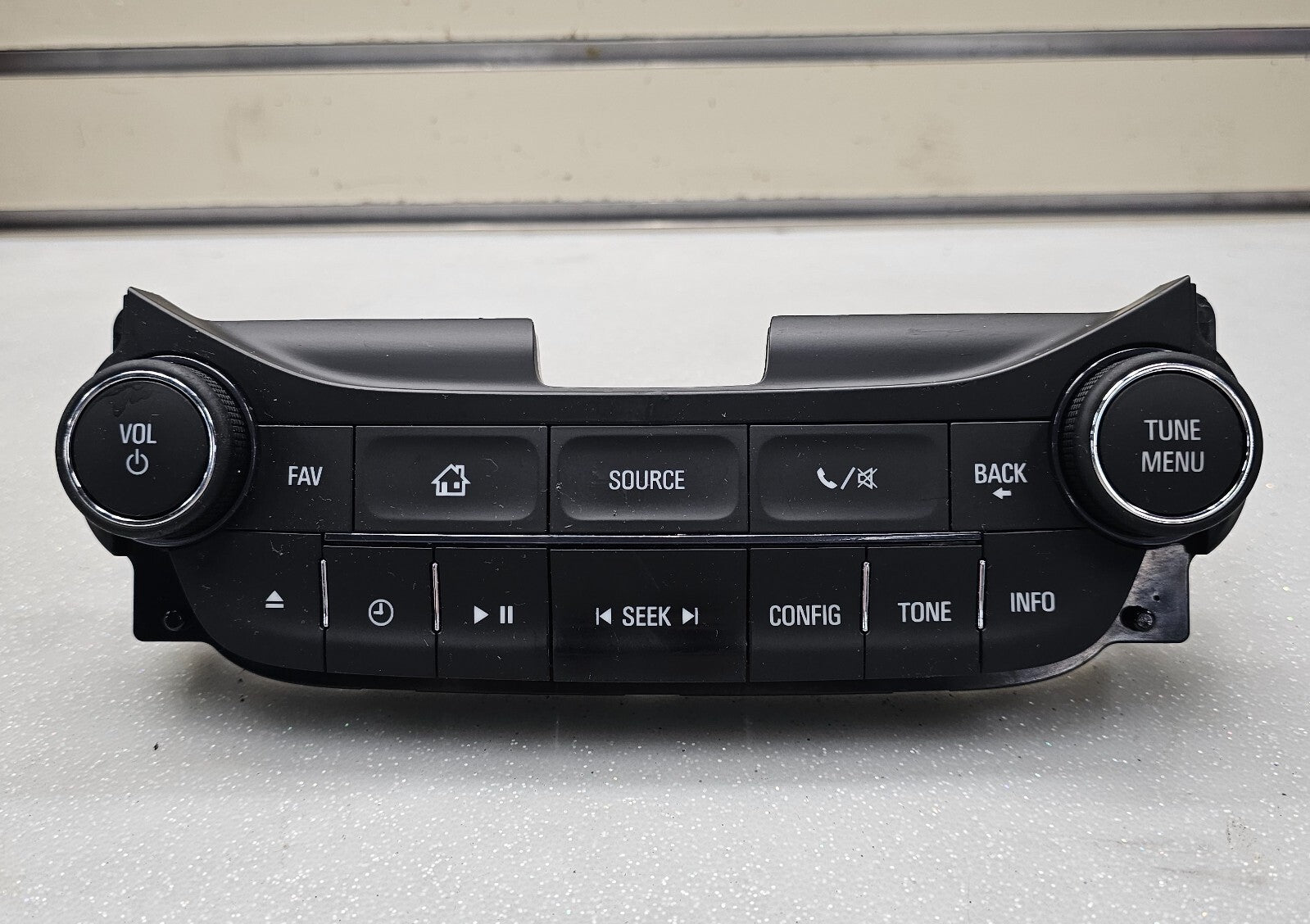 🔥13-15 Chevrolet Malibu Dash Front Center AM FM Radio Control Panel OEM