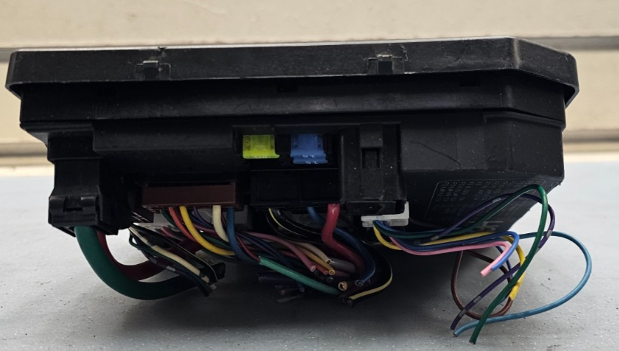 🔥13-19 Nissan Sentra Under Hood IPDM Fuse Box Frame Relay Control Module Unit