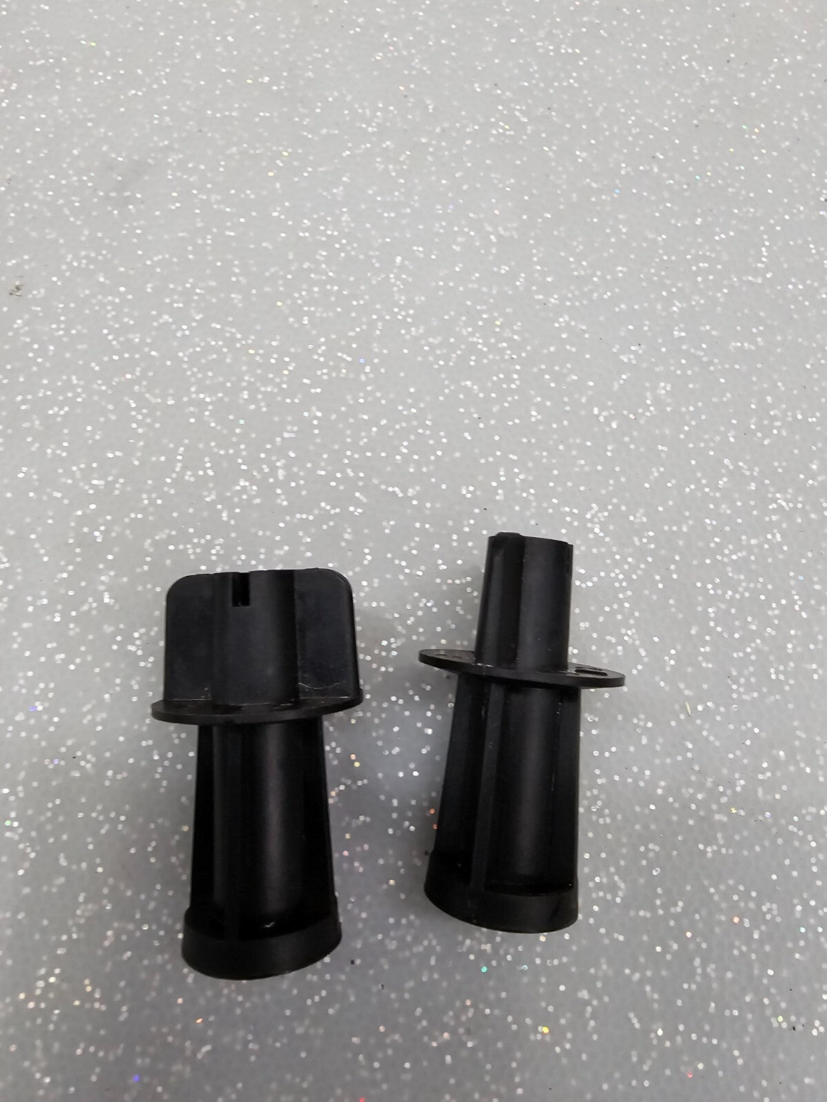 🔥2000-2014 Ford Focus Tail Light Mounting Mount Wing Nuts TWO (2)  OEM