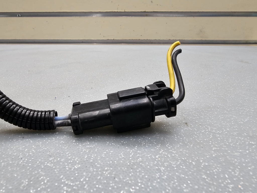 🔥2007-2012 Nissan Versa radiator fan male+female connector