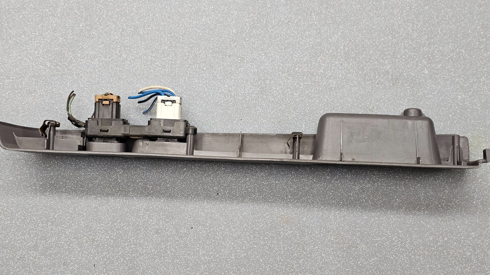 🔥98-02 Xterra Frontier Right Passenger Power Window Door Control Switch Gray