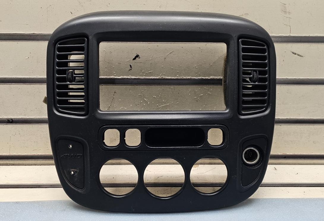 🔥01-07 FORD ESCAPE CENTER DASH RADIO A/C CLIMATE TRIM BEZEL BLACK OEM