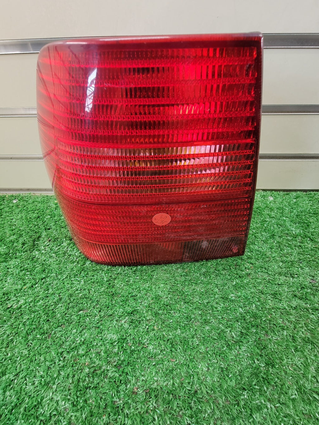 🔥99-03 Volkswagen VW Jetta Tail Light Assembly Left Driver Side Chrome OEM