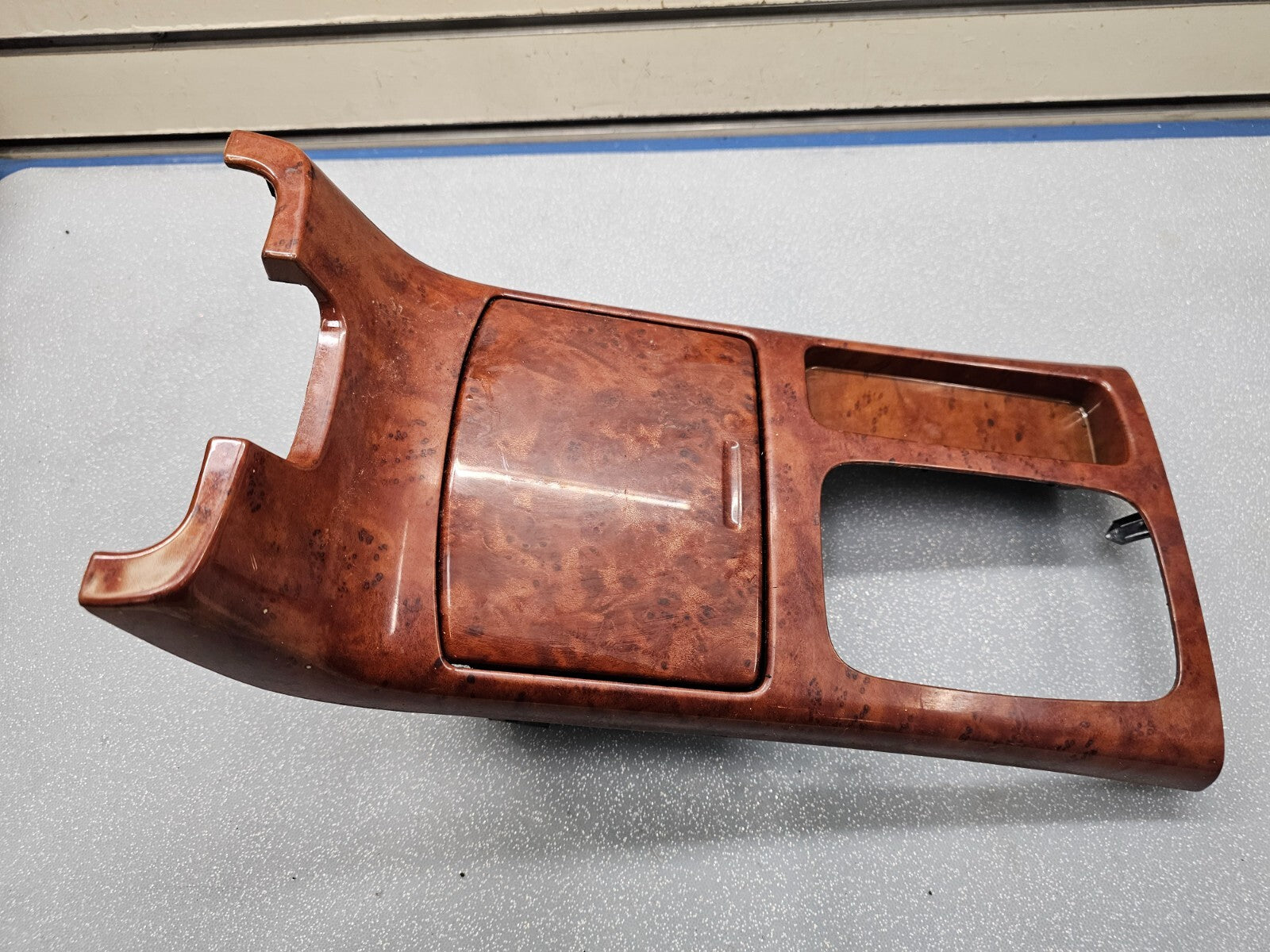🔥02-06 Toyota Camry Shifter Shift Bezel Center Console Cup Holder Assembly Wood