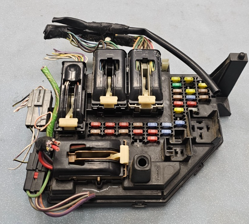 🔥08-11 Ford Ranger Computer Body Fuse Box Relay Block BCM Multifunction Module