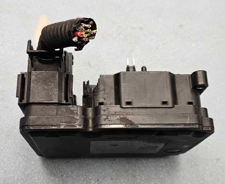 🔥2009 FORD ESCAPE MARINER ABS ANTI LOCK BRAKE PUMP MODULE CONTROLLER ASSEMBLY