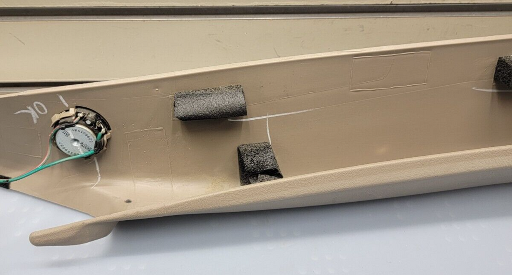 99-06 SILVERADO SIERRA Roof Molding A PILLAR Trim LEFT Driver Speak LIGHTTAN p3