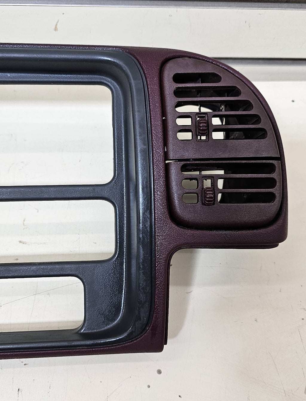95-99 CHEVY GMC TRUCK SILVERADO CK Cluster Gauge Speedo Dash Bezel Red C3