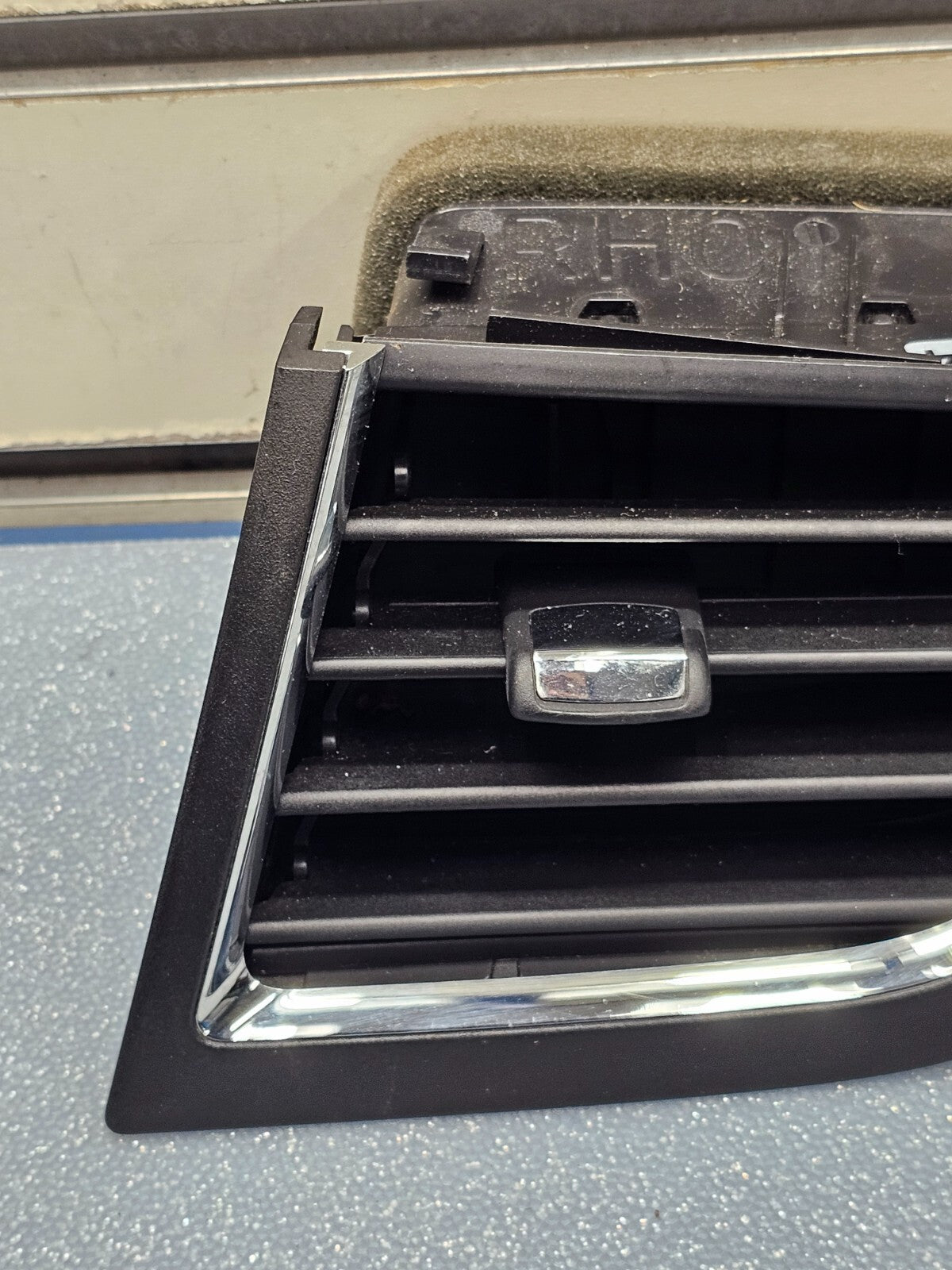 11-14 EDGE DASH FRONT RIGHT PASSENGER AIR VENT HEATER CONDITIONING BLACK/SILVER