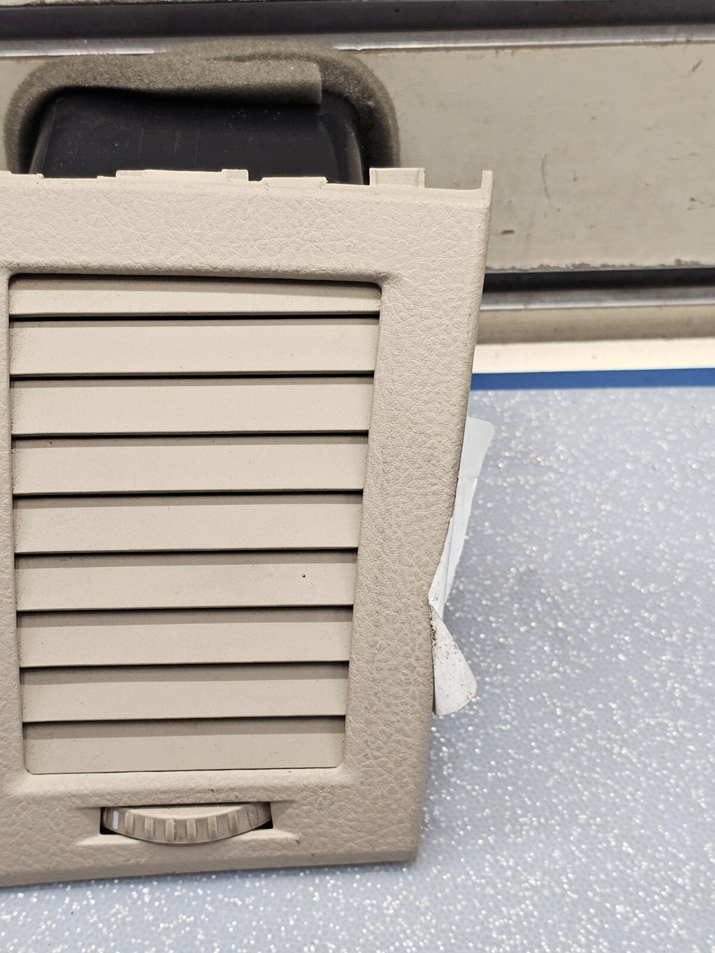 🔥05-08 Avalon Right Passenger Dash AC Heater Air Vent Filter Conditioner Tan