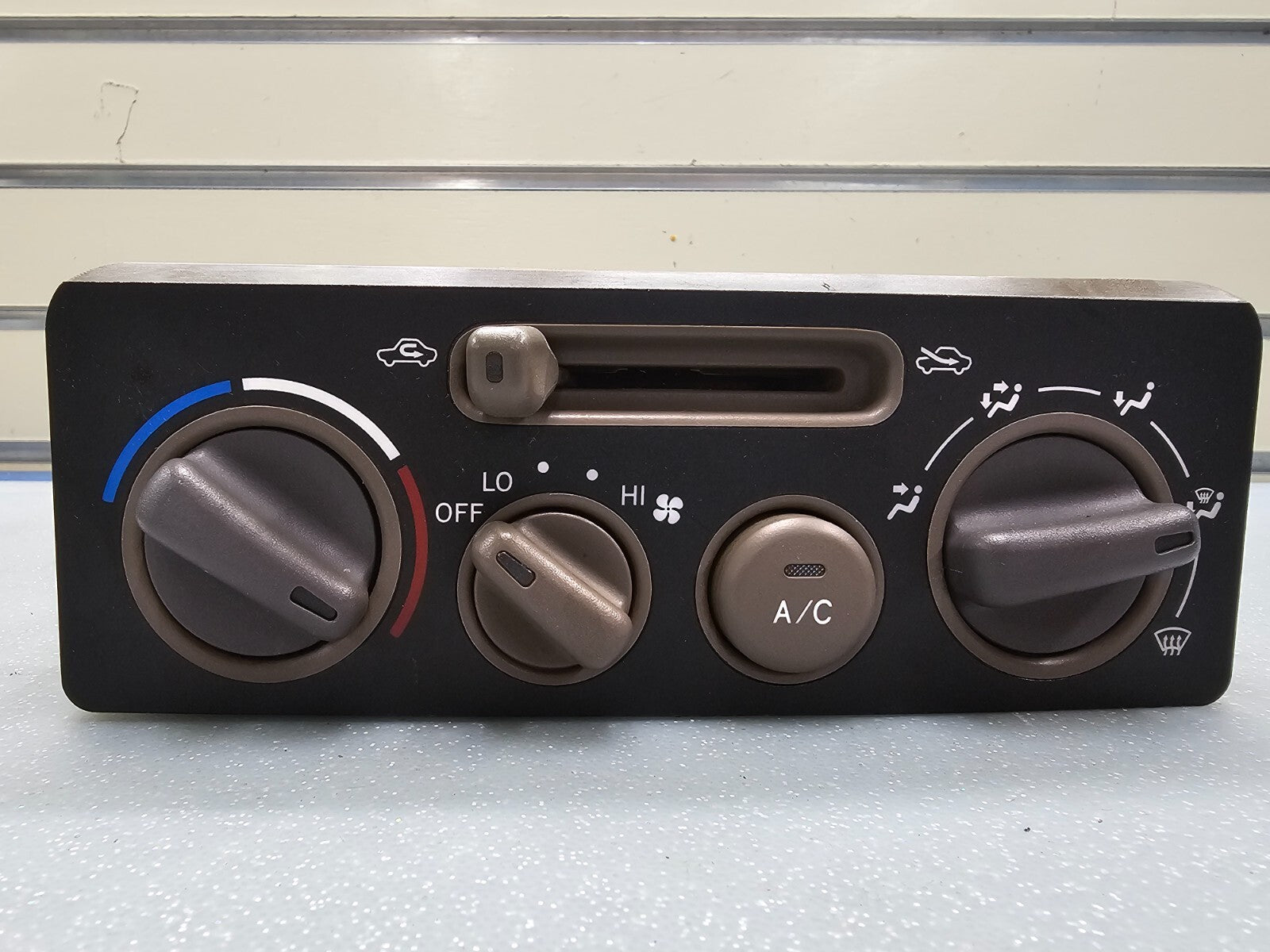 🔥98-00 Toyota Corolla A/C Heater Climate Temperature Control Unit Conditioning
