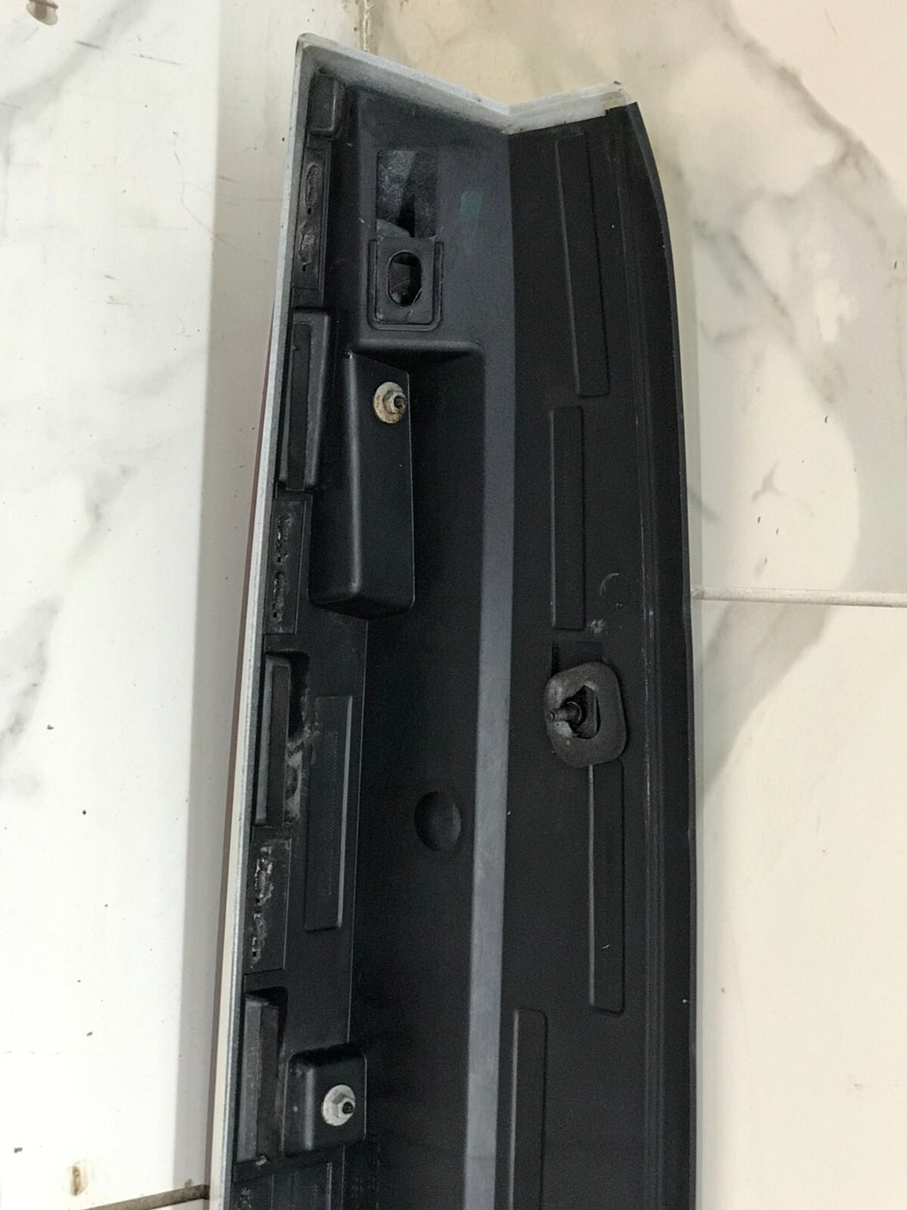 🔥07-14 CADILLAC ESCALADE LIFTGATE SPOILER WING 3RD THIRD TAILLIGHT