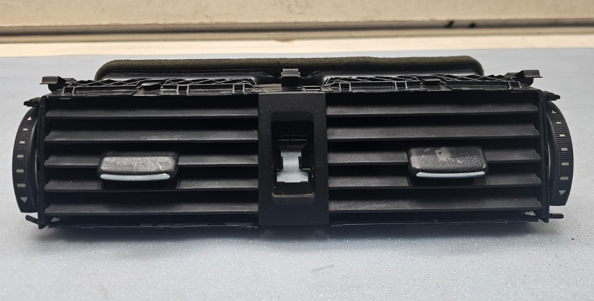 🔥11-17  VW JETTA/GOLF CENTER DASH AC A/C HVAC AIR VENT HEATER PANEL BLACK