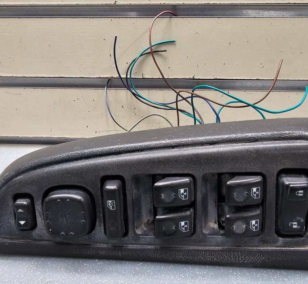 🔥03-06 Silverado ESCALADE 4D LEFT Driver Master Power Window Switch Black WS4