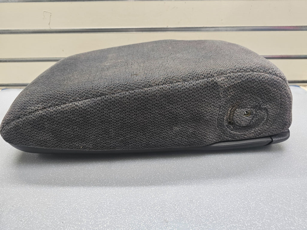 97-04 Dodge Dakota Center Middle Console Arm Rest Jump Seat Leather/Cloth BLACK