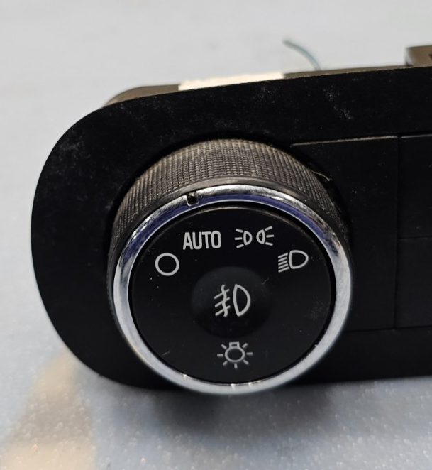 🔥06-11 CHEVY IMPALA HEADLIGHT LAMP FOG TRACTION CONTROL SWITCH BLACK ASSEMBLY
