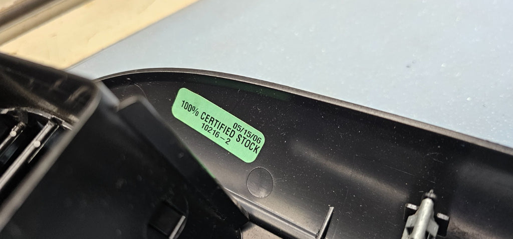 🔥01-07 Caravan Town Country Voyager Dash Radio Climate TRIM bezel SULVER/BLACK