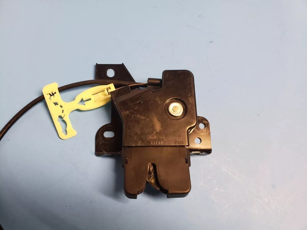 98-02 Lincoln Town Car Trunk Latch Release Actuator Deck Lid Door Lock Assembly
