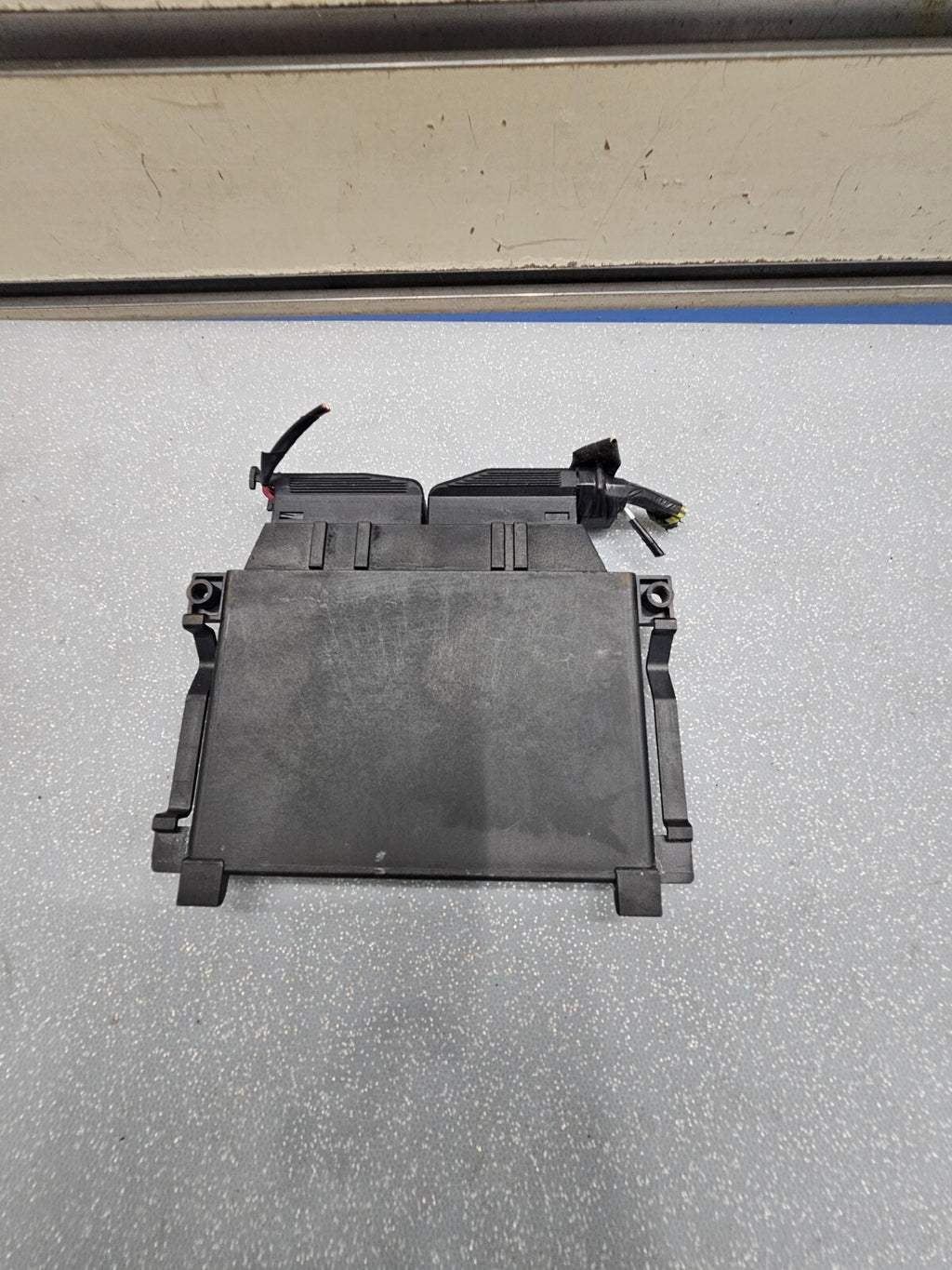 🔥2005-2006 Chrysler 300 Dodge Magnum Mopar Transmission Control Module Assembly