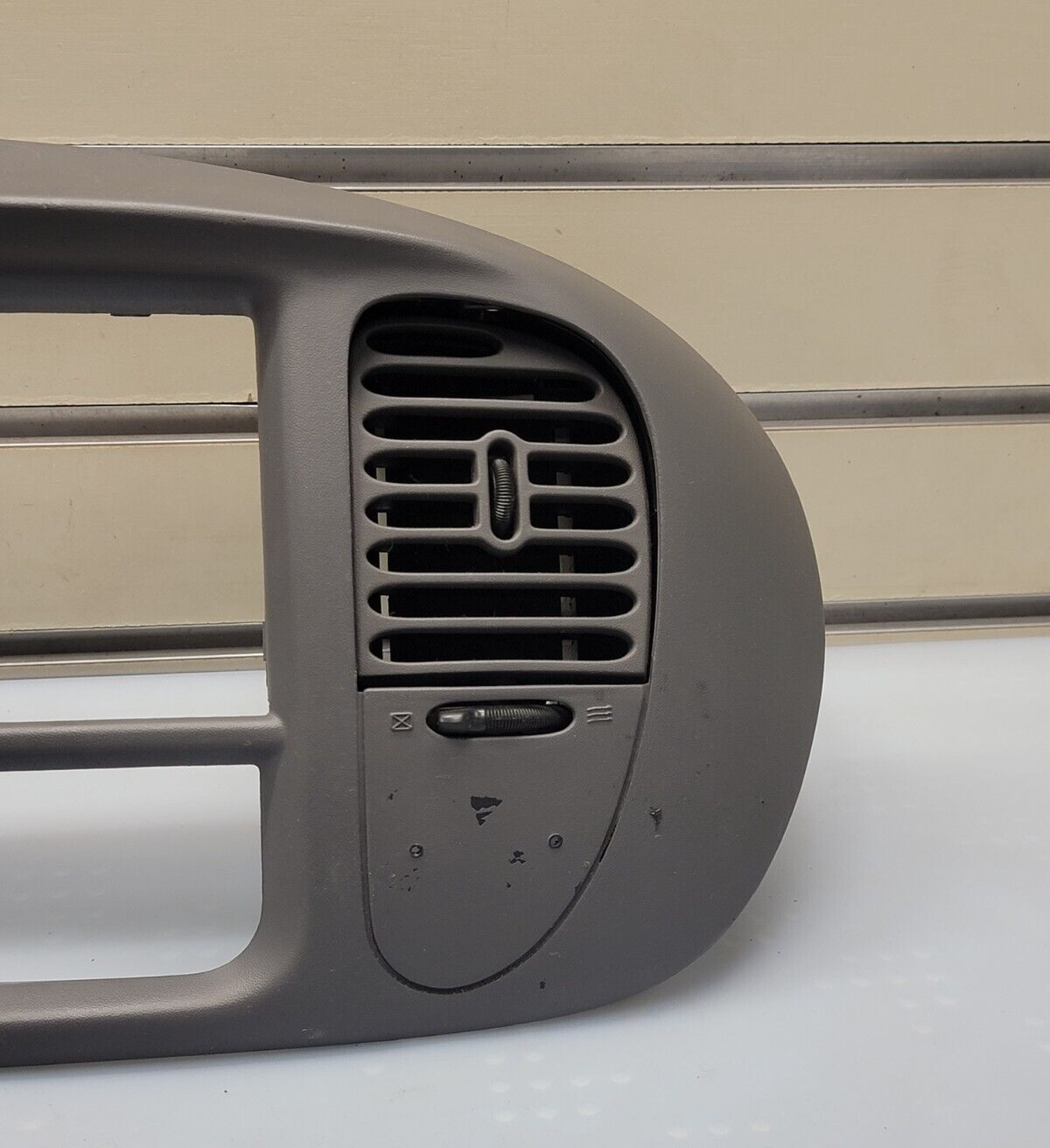 🔥97-03 Ford F150 Center Dash Radio Climate Trim BEZEL Panel Line gray B1