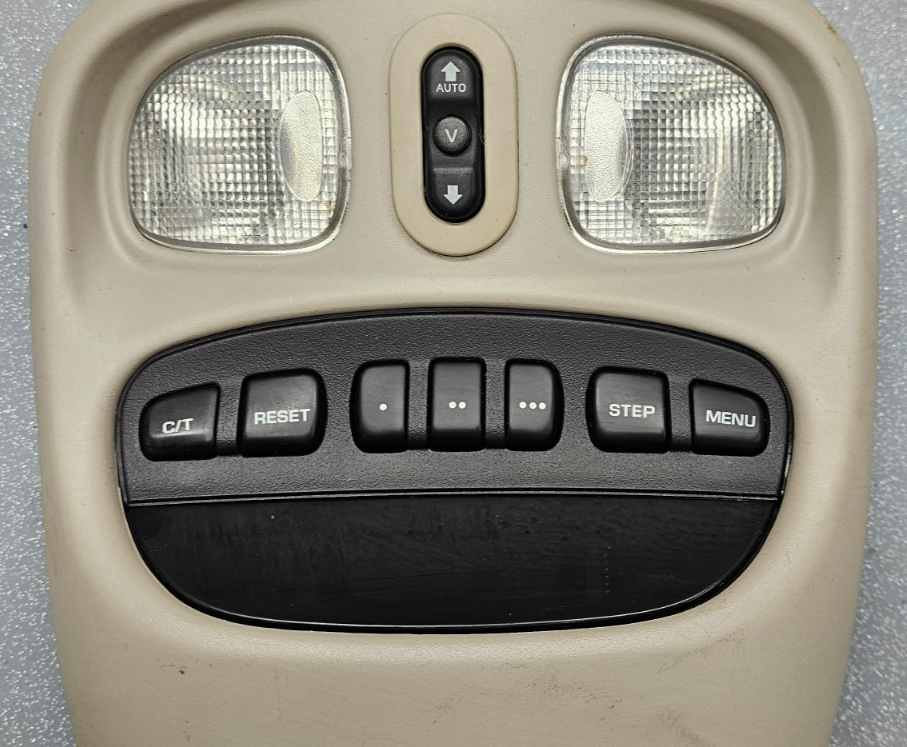 05-07 Jeep Liberty KJ Overhead Console Interior Dome Map Light Lamp Assembly Tan