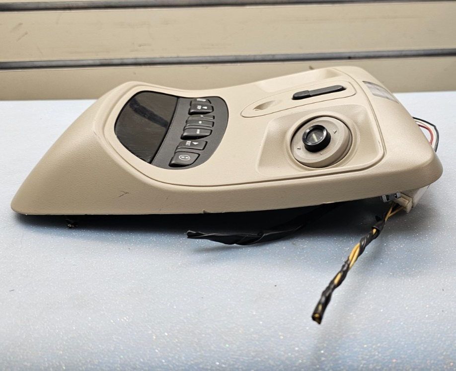 🔥07-09 Chrysler Aspen Dodge Durango Overhead Dome Light Lamp Console Tan OEM
