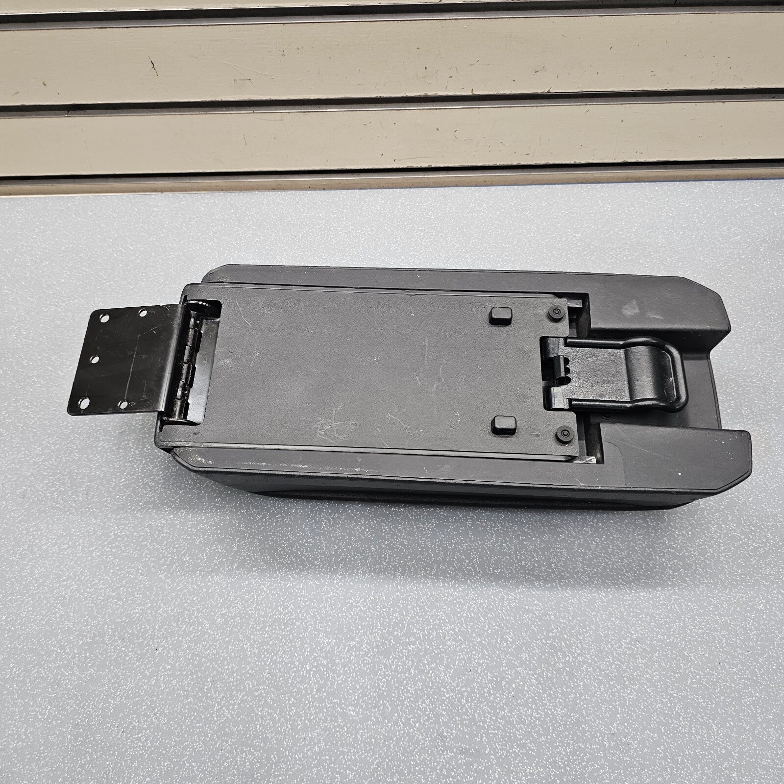 🔥11-17 Patriot Center Console Armrest Lid Cover Compartment Assembly Black OEM