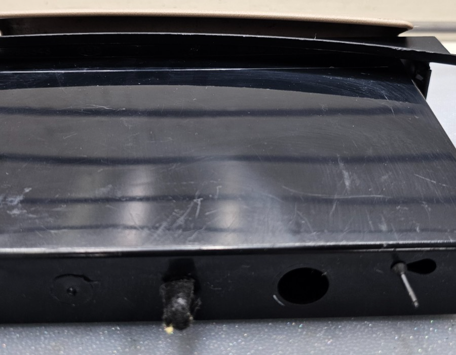🔥00-05 BUICK LESABRE Front Dash Storage Cubby Assembly